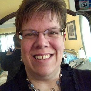 Meet your Posher, Julie